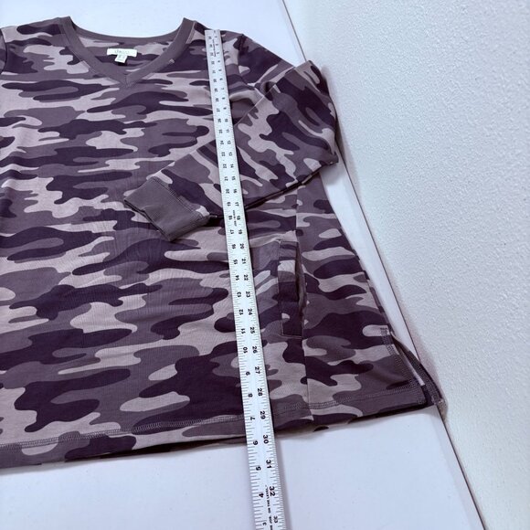 Denim & Co Active Camo French Terry Tunic Top Size L Gray Pockets Long Sleeve - Picture 13 of 13